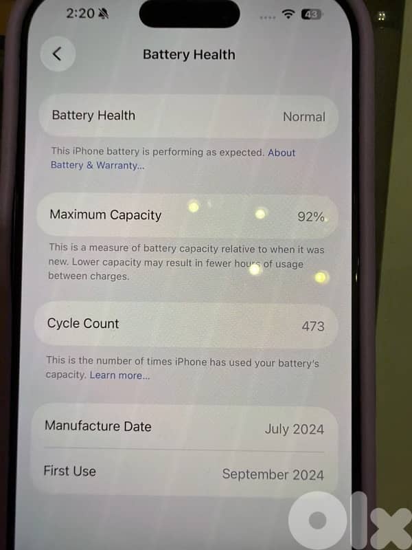 Iphone 16 pro 256gb + original box+charger+2cover 5