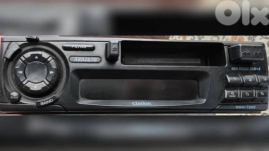 Clarion radio cassette, very clean.