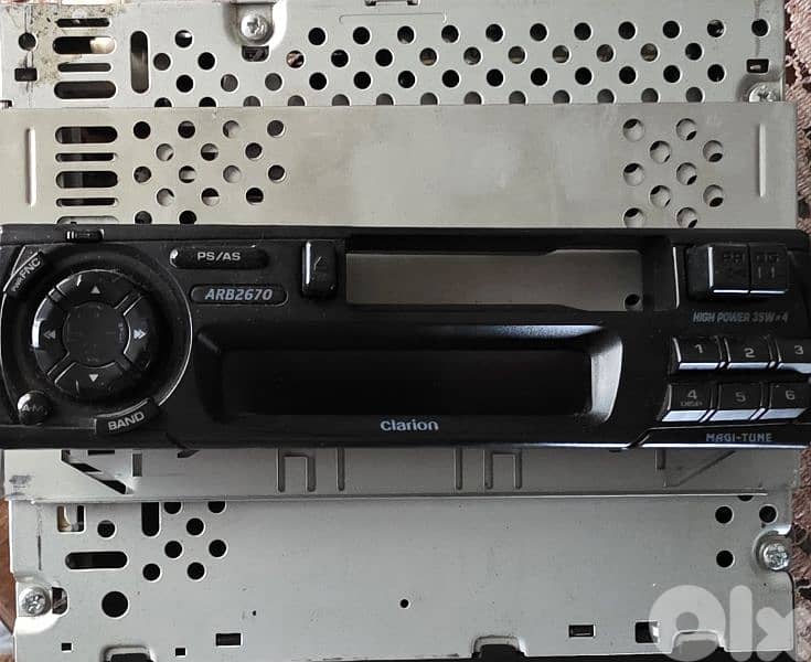 Clarion radio cassette, very clean. 2