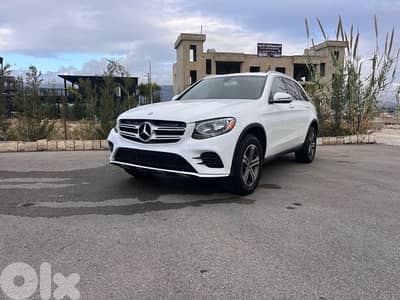 Mercedes-Benz GLC-Class 2018, super clean, full option, makfoul.