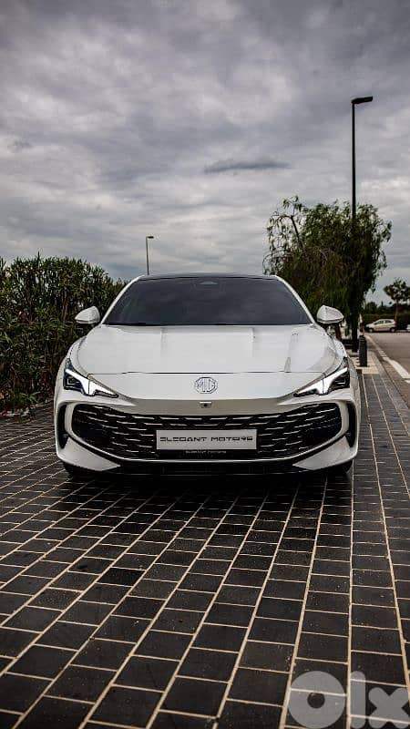 2025 MG 7 Sport 17,000 Km ONLY WARRANTY until 2032 0