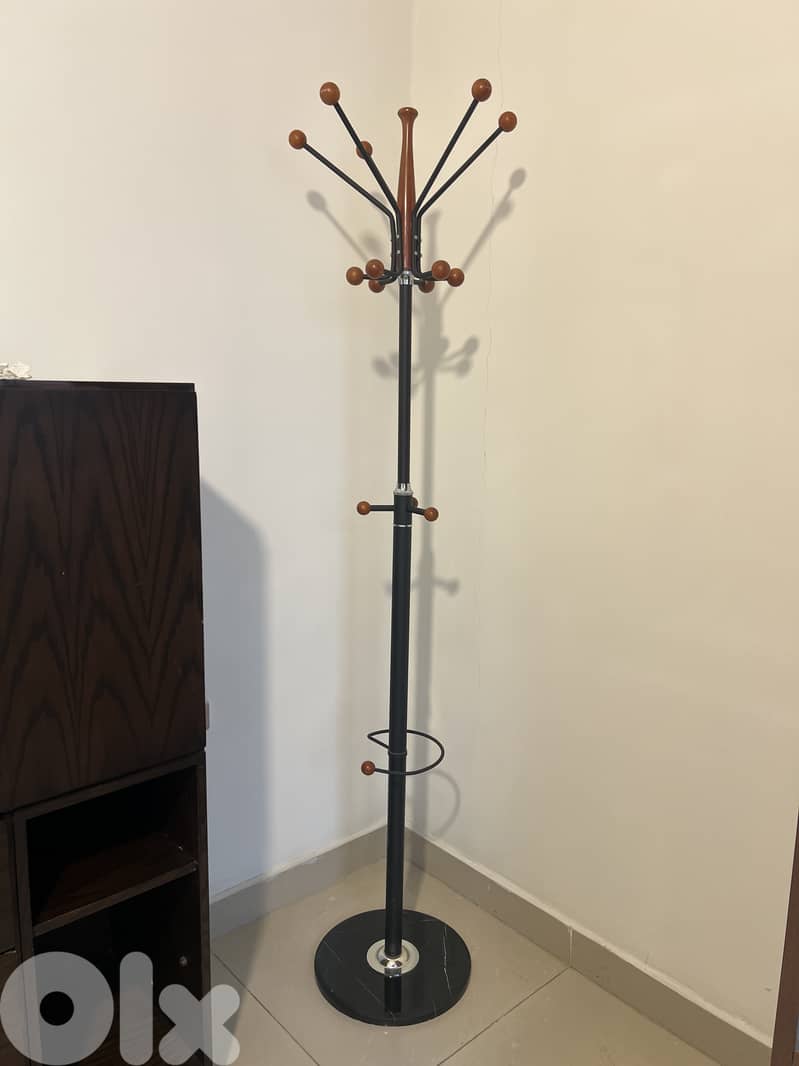 Coat Rack Stand Metal حامل معاطف معدني 0