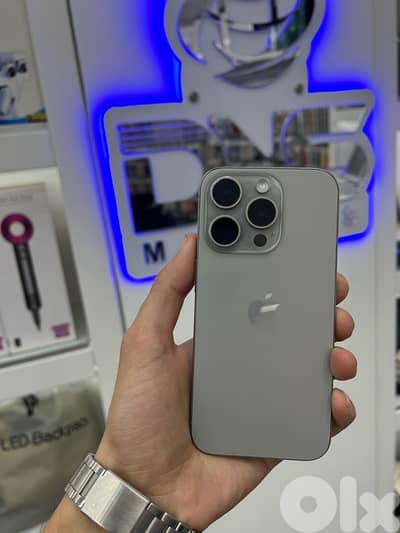 iphone 15 pro 256G (83%)