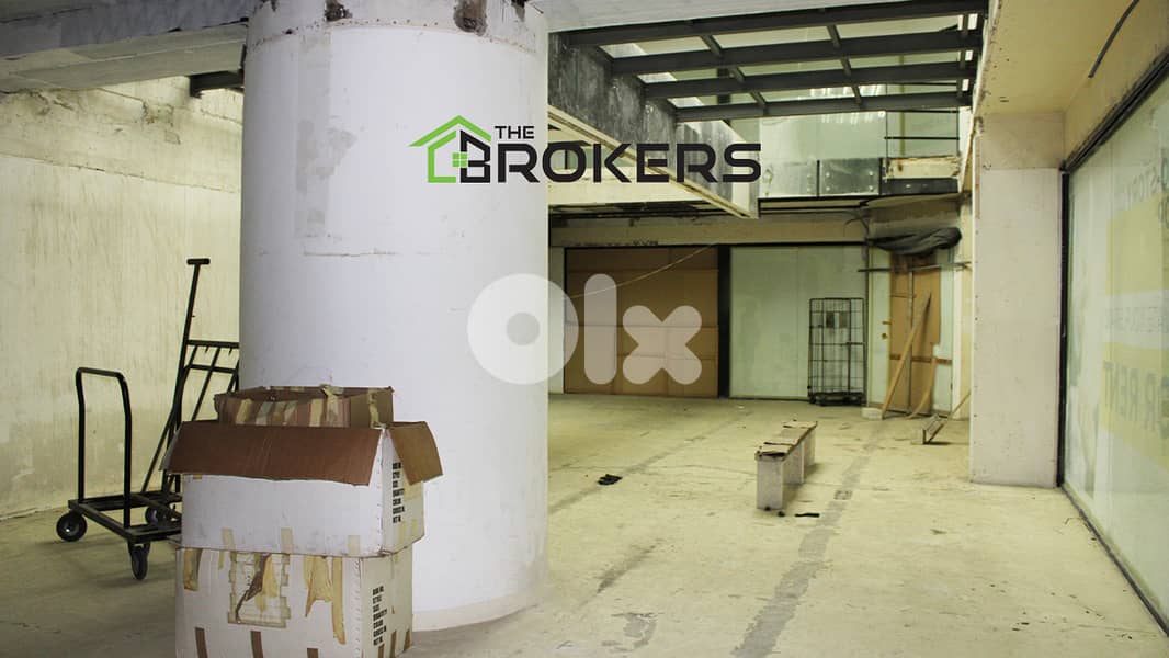 Showroom for Rent in Hamra صالة عرض للايجار في الحمرا 0
