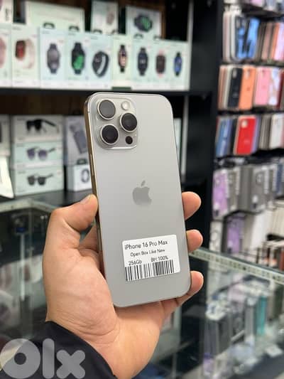 iPhone 16 Pro Max 256Gb like new  BH:100% still under warranty