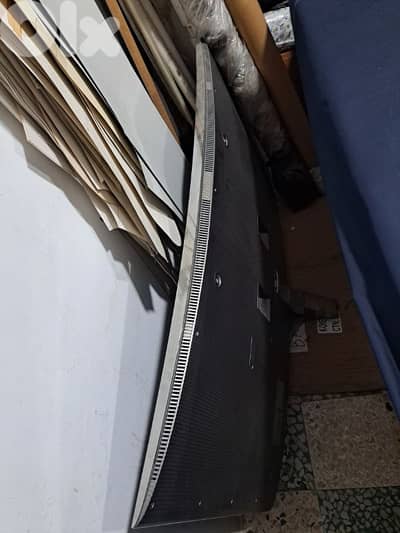 سامسونغ 55 أنش الشاشة رايحة الباقي كل شي شغال