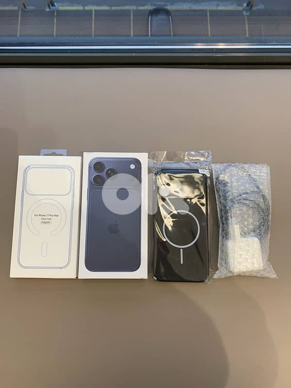 أيفون 17 Pro max جيغا 512 مستعمل كتير نضيف مع علبتو السعر 200$ 7
