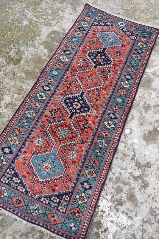Persian Carpet. Hand made. Antique. سجاد عجمی 3