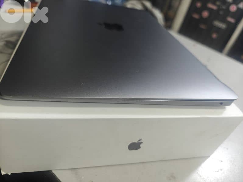 macbook air M1 ship 2