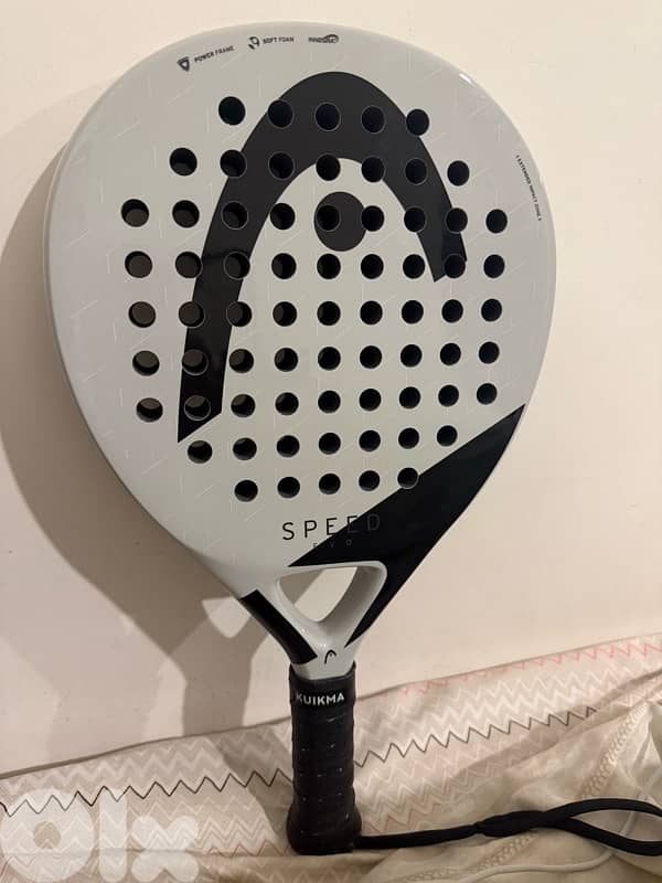 padel racket 0