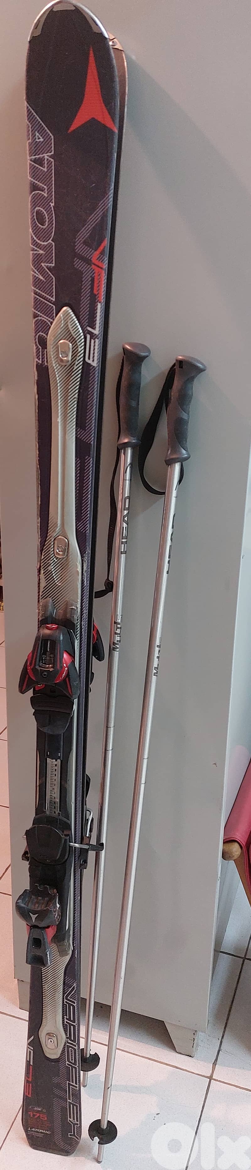 Atomic ski and baton 0