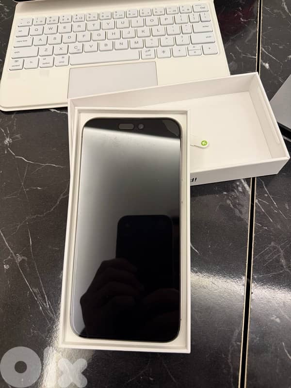 iPhone 15 Pro Max like new 256 GB 1