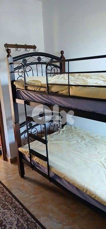 Beds, mattresses, duvet and pillows