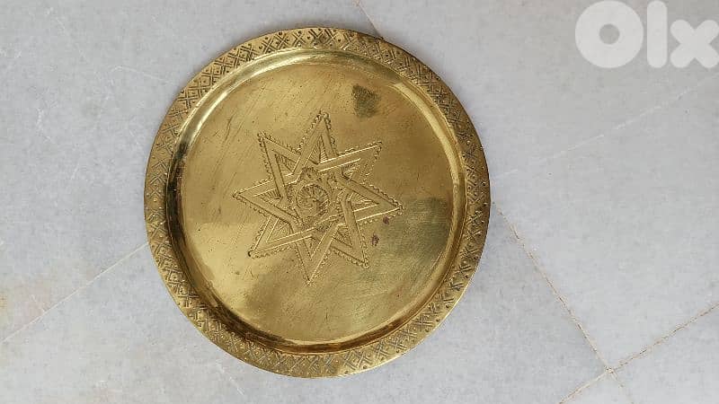Brass decorative dish 0