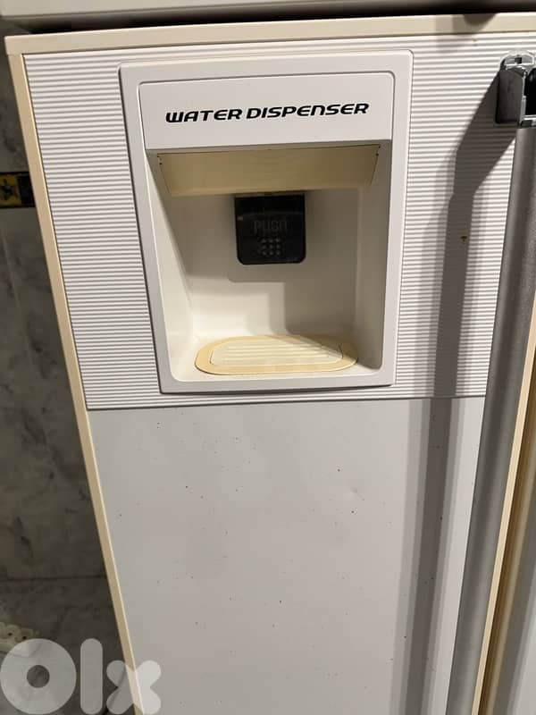 Hitachi fridge 180x83 cm 1