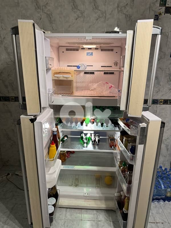 Hitachi fridge 180x83 cm 2