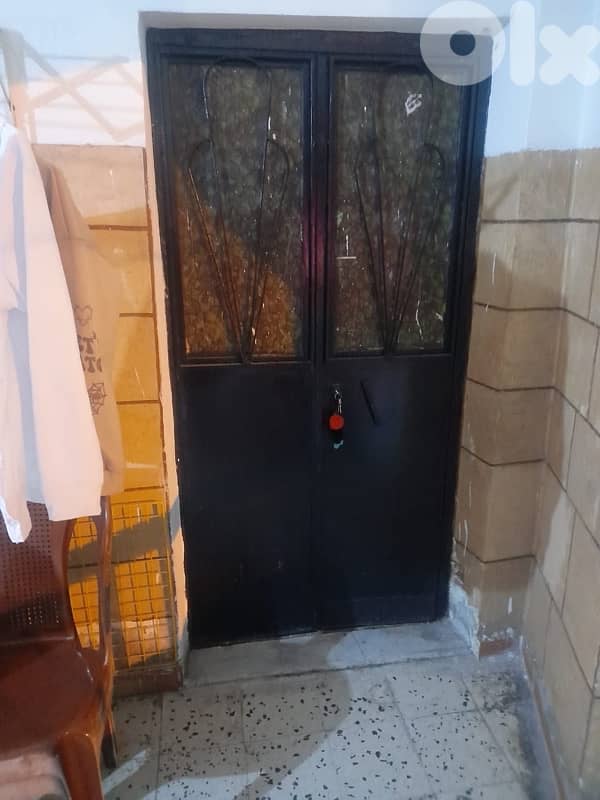 غرفتين ومطبخ كبير وحمام 0