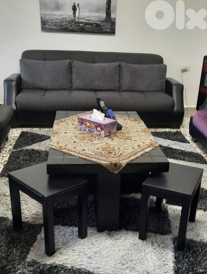 طقم كنبات  + طاولة – بحالة ممتازة 2