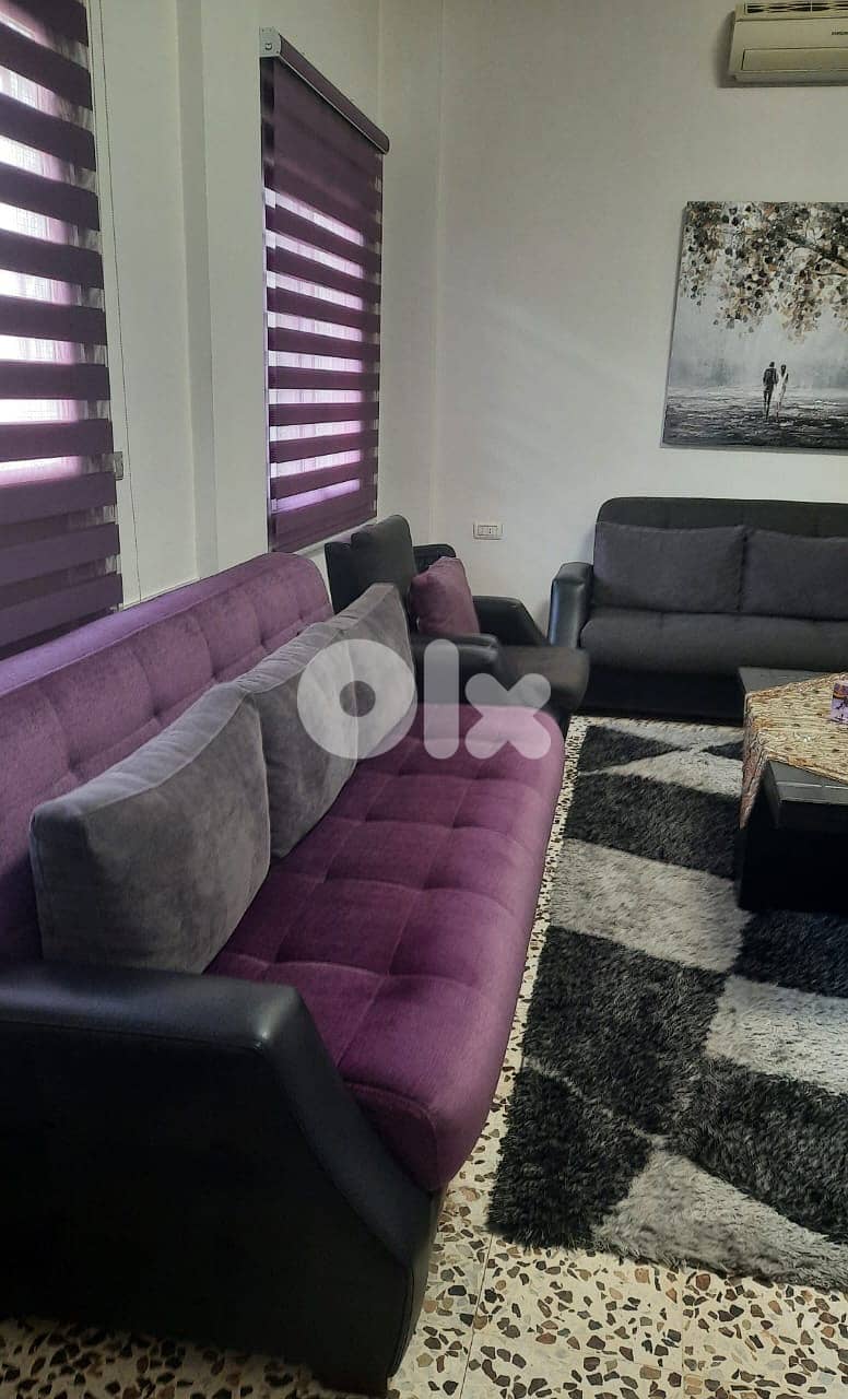 طقم كنبات  + طاولة – بحالة ممتازة 3