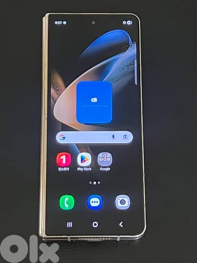 Samsung fold 4 256/12 الشاشة الداخلية مطفية  دون جمرك
