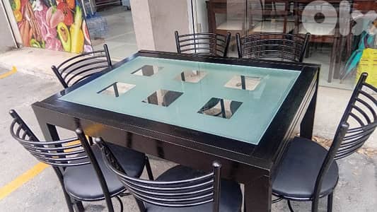 طاولي،اوروبي شبه جديد