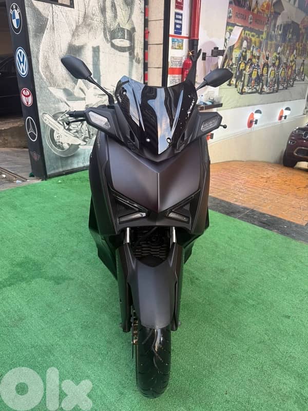 yamaha xmax Tech 800 km only 2