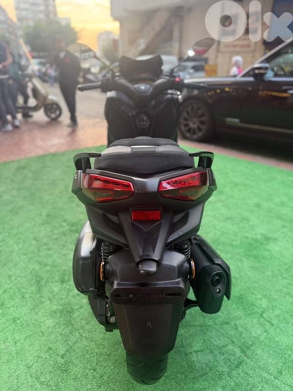 yamaha xmax Tech 800 km only 4