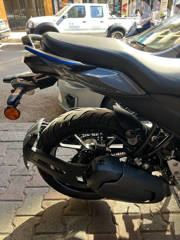 yamaha FZS V 4 150 Cc 6
