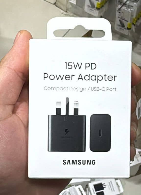 Samsung adapter 15w black 3pin 0