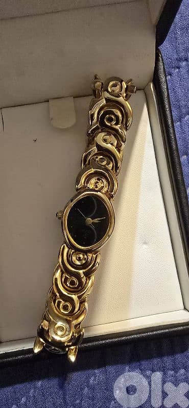 ساعة JOVIAL شبه جديدة ماركة ممتازة ومعروفة