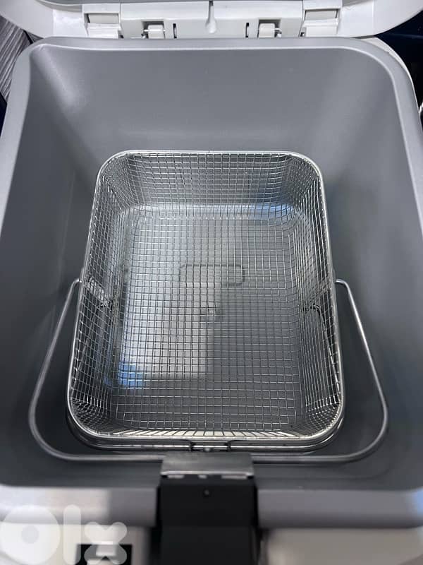 Keenwood deep fryer 2