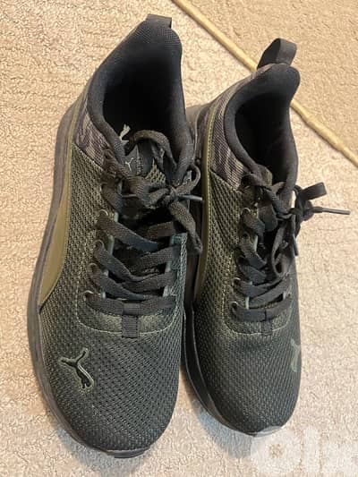Puma shoe original like new 42
