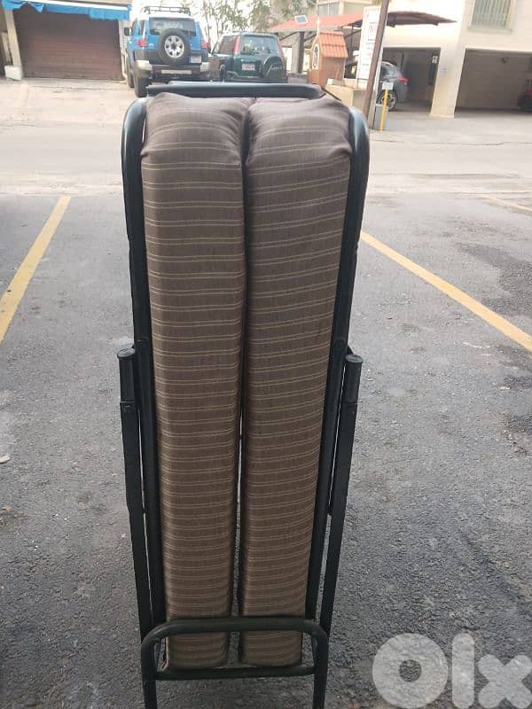 تخت  جيد مزرعة يشوع 0