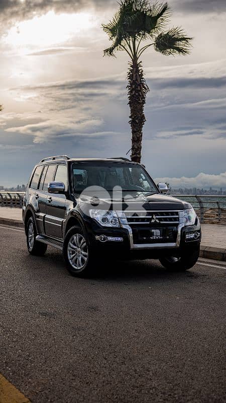 MITSUBISHI  PAJERO  3.8 GLS  2020, 40.000Km ONLY,  TOP CONDITION !!! 0