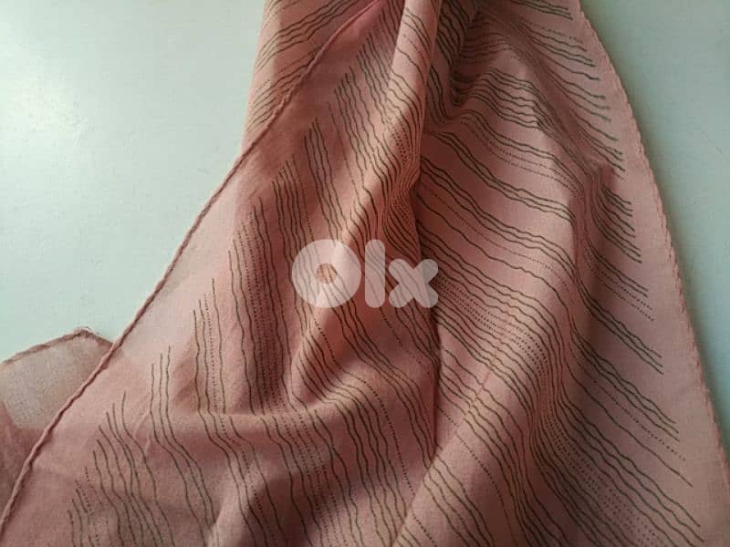 Vintage Gim Renoir dark rose scarf - Not Negotiable 1