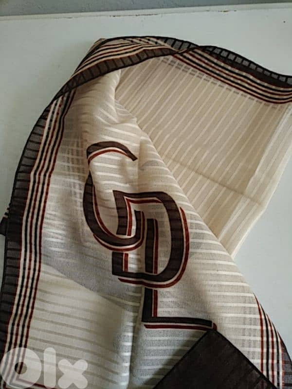 Vintage Gil de Losne scarf - Not Negotiable 1