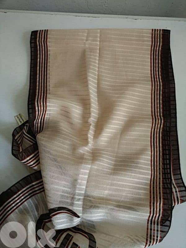 Vintage Gil de Losne scarf - Not Negotiable 2