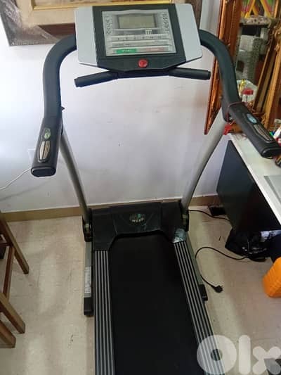 مكنة شبه جديد