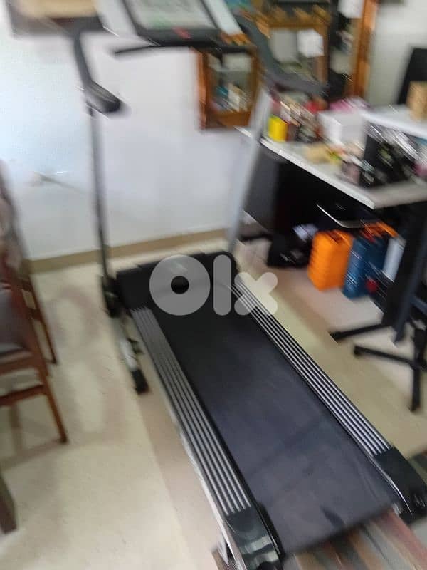 مكنة شبه جديد 4