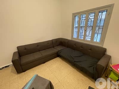 Double closet and sofas