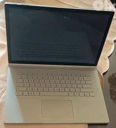 Microsoft Surface Book 2