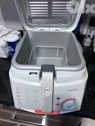 Keenwood deep fryer (no box)