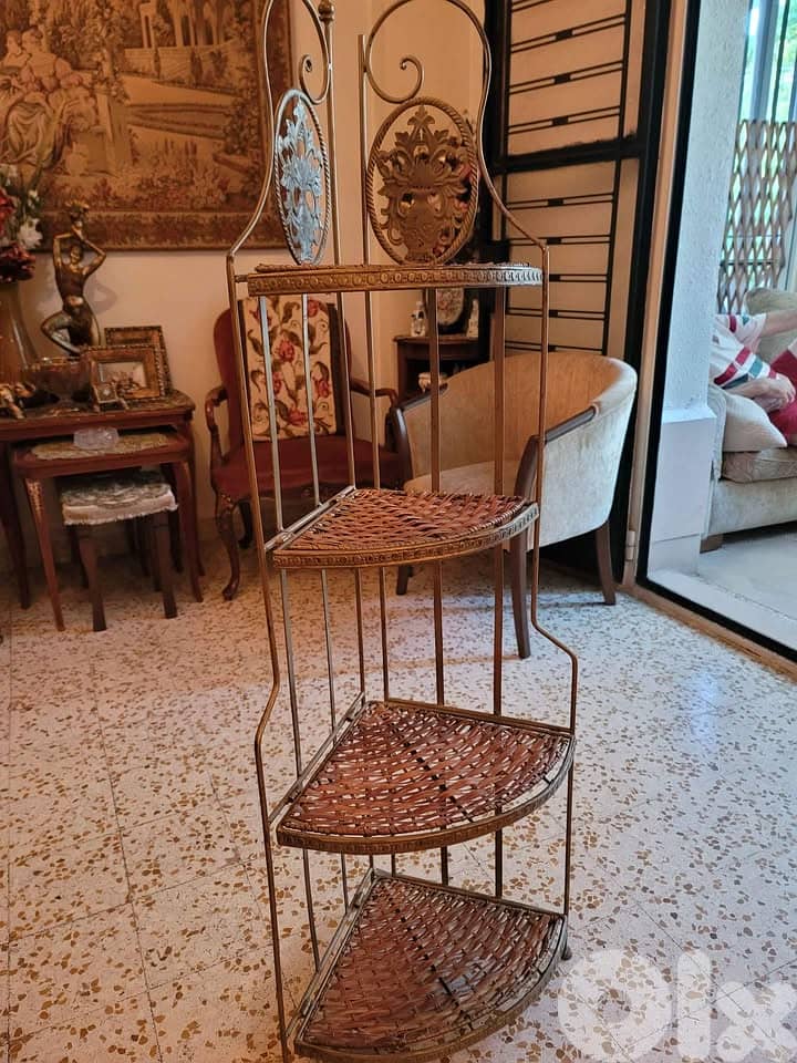 Metal 3-Tier Planter Stand 3