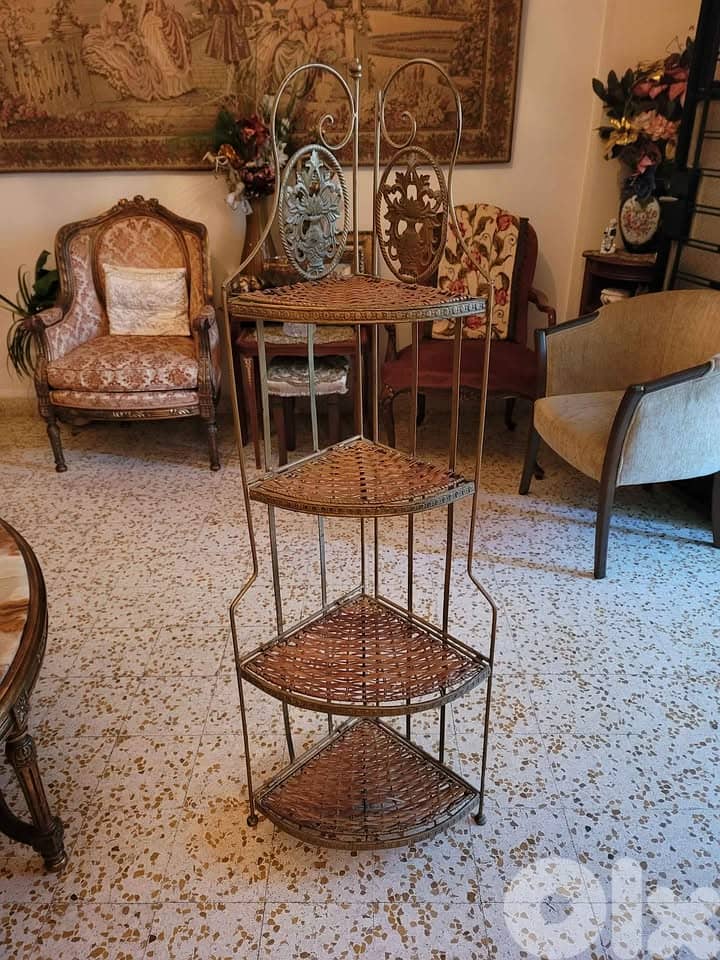 Metal 3-Tier Planter Stand 4