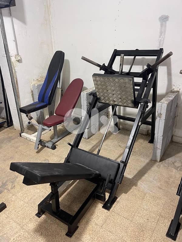 Leg press like new heavy duty 3