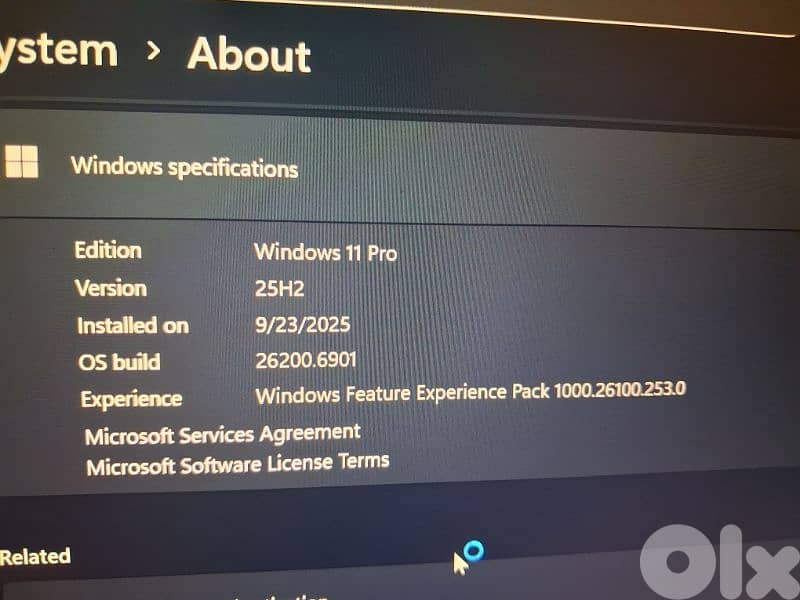 Dell Latitude 7490 256 gb 16 gb Ram used 5 months clean 3