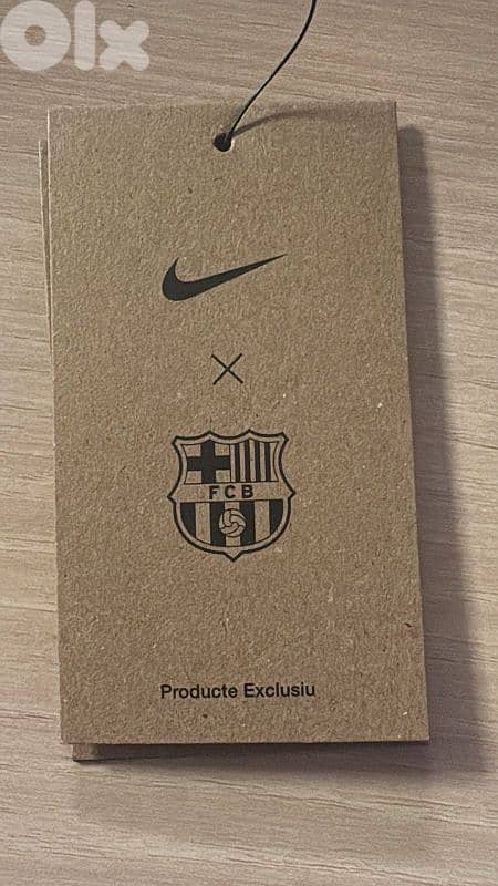 Bracelona kids, 3laya esem Omar mn Barcelona store Camp nou 2