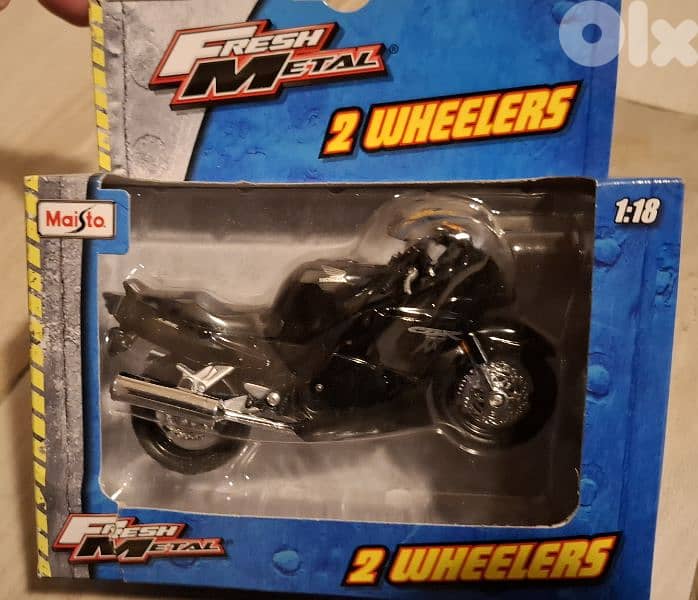 Maisto 1:18 Honda Blackbird 0