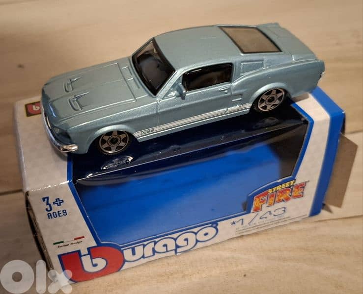 Bburago 1:43 scale  model cars 4