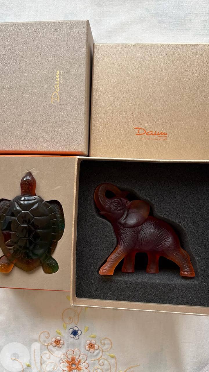 Daum Crystal Pieces 0